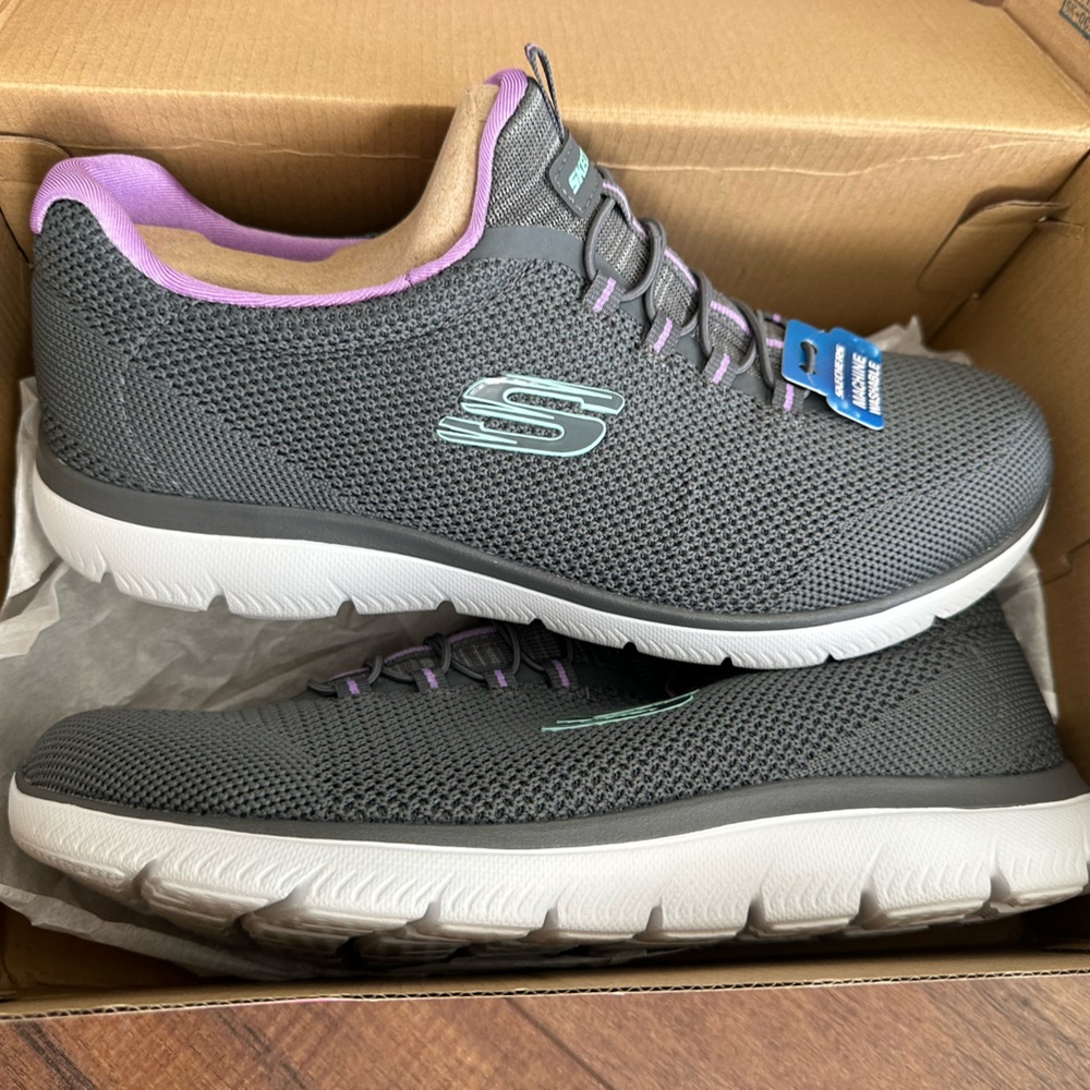 Skechers grey tennis shoes- NEW in box